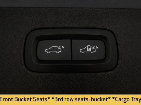 Used 2021 Volvo XC90 T6 Momentum w/ Protection Package image 40