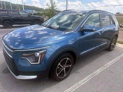 Used 2023 Kia Niro EX