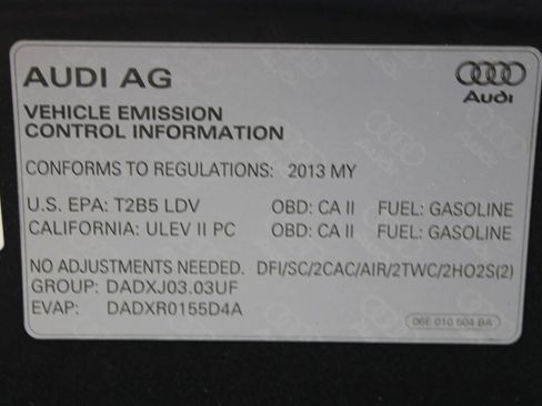 Used 2013 Audi A8 3.0T w/ Driver Assistance Pkg image 33