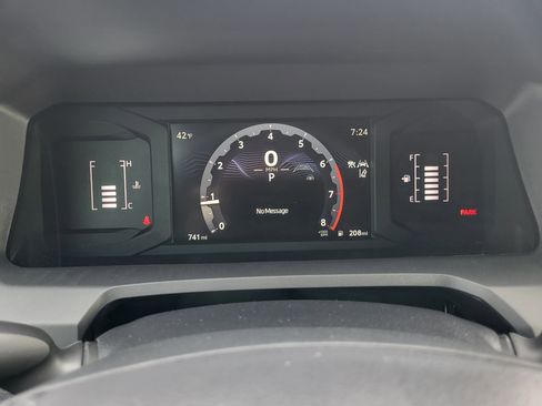 Certified 2025 Toyota Tacoma SR5 image 20