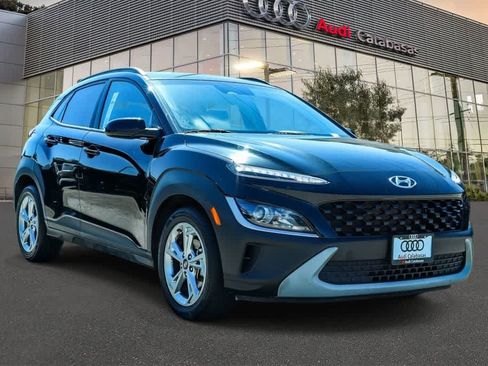 Used 2023 Hyundai Kona SEL FWD image 5