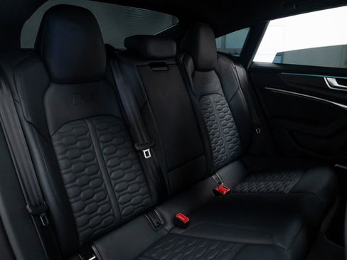 Used 2024 Audi RS 7 Performance image 24