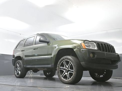 Used 2007 Jeep Grand Cherokee Laredo AWD/4WD image 23