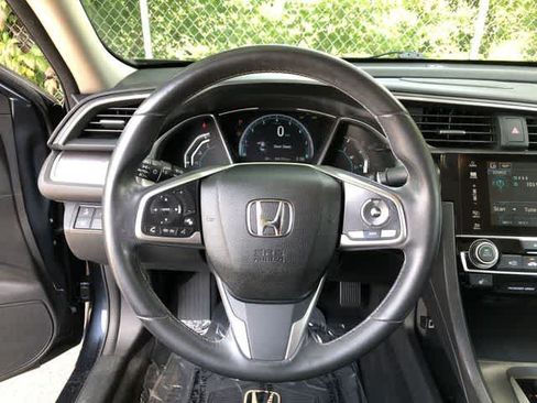 Used 2017 Honda Civic Touring image 27