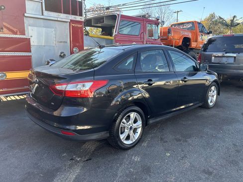Used 2013 Ford Focus SE image 4