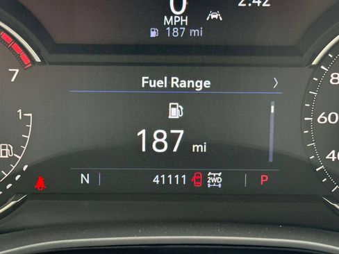 Used 2024 Cadillac XT5 Luxury w/ LPO, Floor Liner Package AWD/4WD image 5