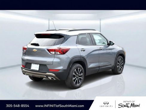 Used 2021 Chevrolet TrailBlazer ACTIV w/ Sun and Liftgate Package FWD image 4