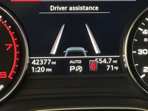 Used 2023 Audi Q5 2.0T Premium w/ Convenience Package AWD/4WD image 12