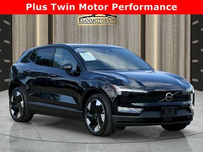 Used 2025 Volvo EX30 Plus w/ Protection Package Premier
