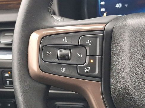 Used 2023 Chevrolet Tahoe High Country AWD/4WD image 9