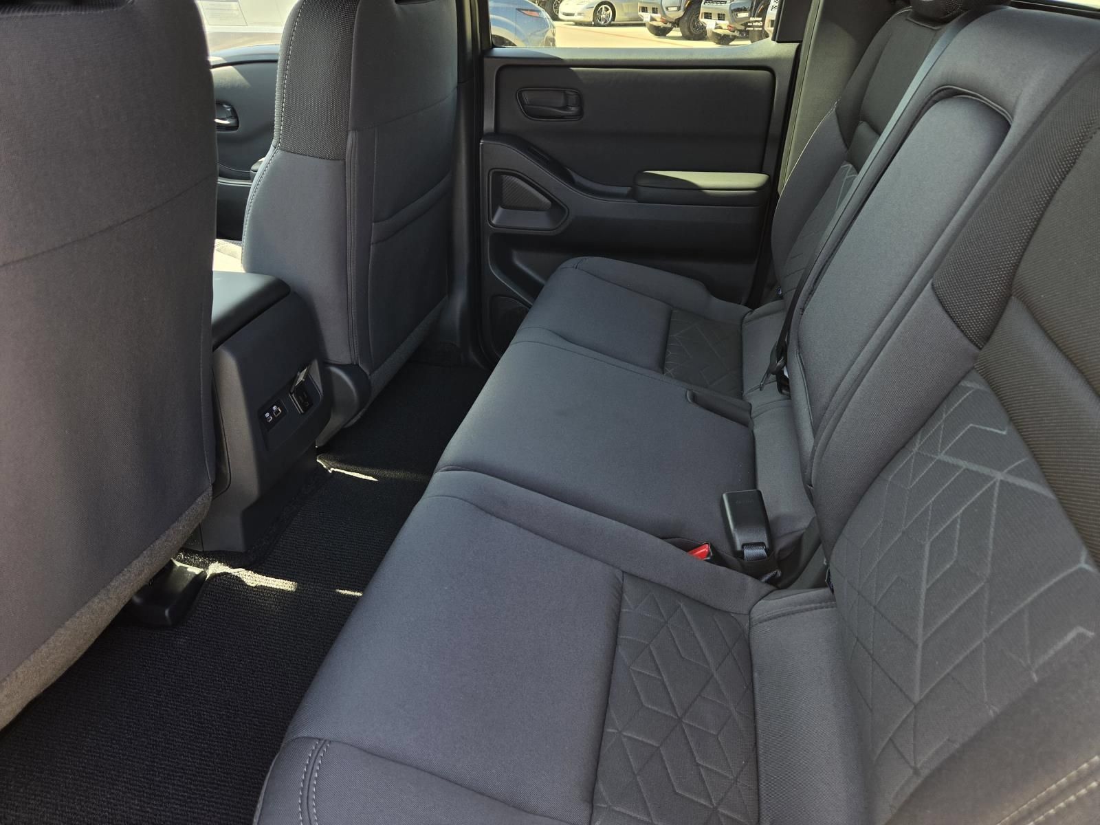 New 2027 Nissan Frontier SV w/ SV Convenience Package RWD image 14