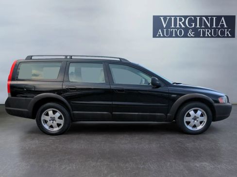 Used 2002 Volvo V70 Cross Country AWD/4WD image 5