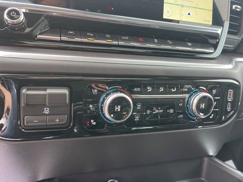 New 2026 GMC Sierra 1500 SLT w/ SLT Premium Plus Package image 29