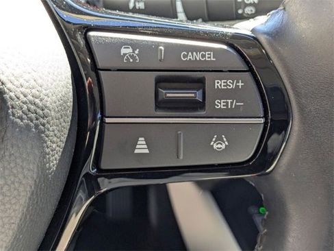 Certified 2024 Honda HR-V EX-L image 21