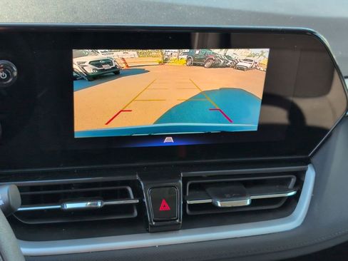 Used 2025 Chevrolet TrailBlazer LT AWD/4WD image 18