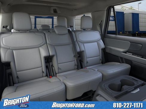 New 2026 Ford Expedition Active AWD/4WD image 11