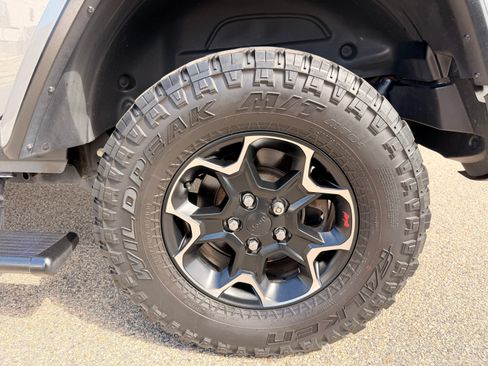 Used 2020 Jeep Wrangler Unlimited Rubicon w/ Quick Order Package 28Y Recon AWD/4WD image 37