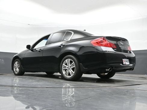 Used 2015 INFINITI Q40 AWD w/ Navigation Package image 40