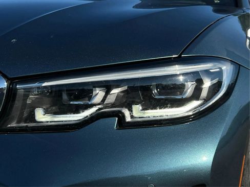 Used 2020 BMW 330i xDrive Sedan w/ Convenience Package AWD/4WD image 6