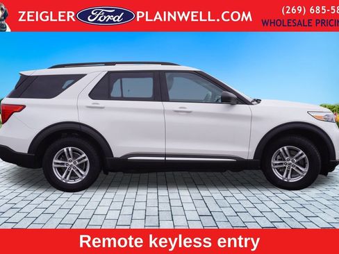 Used 2020 Ford Explorer XLT w/ Comfort Package image 6