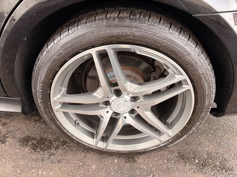 Used 2014 Mercedes-Benz E 350 4MATIC Sedan image 45