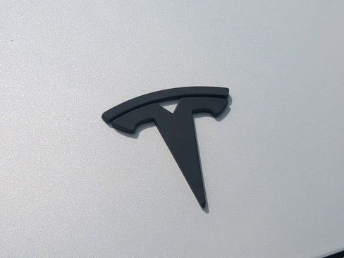 Used 2023 Tesla Model 3 Standard Range RWD image 13