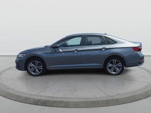 Used 2022 Volkswagen Jetta SE FWD image 5