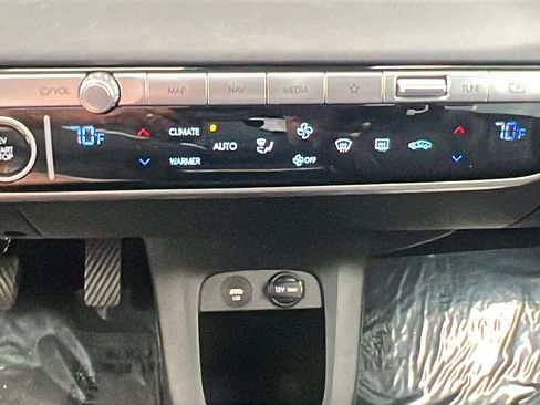 Used 2024 Hyundai Ioniq 5 SEL image 27