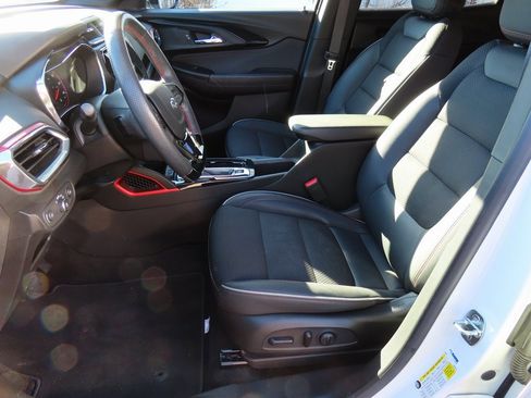 Used 2023 Chevrolet TrailBlazer RS w/ Convenience Package image 38