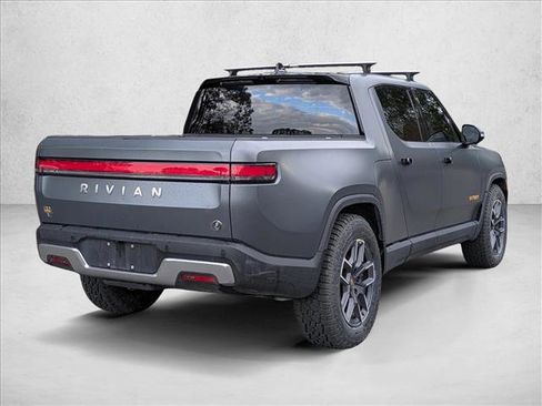 Used 2022 Rivian R1T Adventure image 2