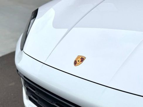 Certified 2024 Porsche Cayenne S AWD/4WD image 39