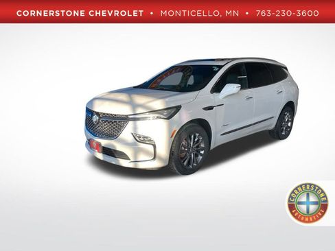Used 2024 Buick Enclave Avenir w/ Avenir Technology Package image 1