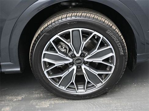 Certified 2025 Audi Q5 Premium w/ Convenience Package image 39