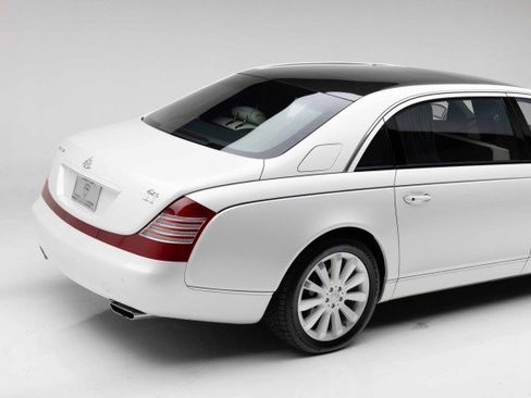 Used 2009 Maybach 62 S RWD image 27