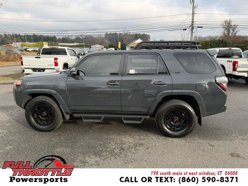 Used 2024 Toyota 4Runner SR5 Premium w/ Moonroof Package AWD/4WD image 7