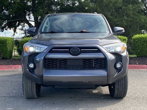 Used 2023 Toyota 4Runner SR5 Premium w/ Moonroof Package RWD image 11