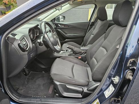 Used 2016 MAZDA MAZDA3 i Touring image 18