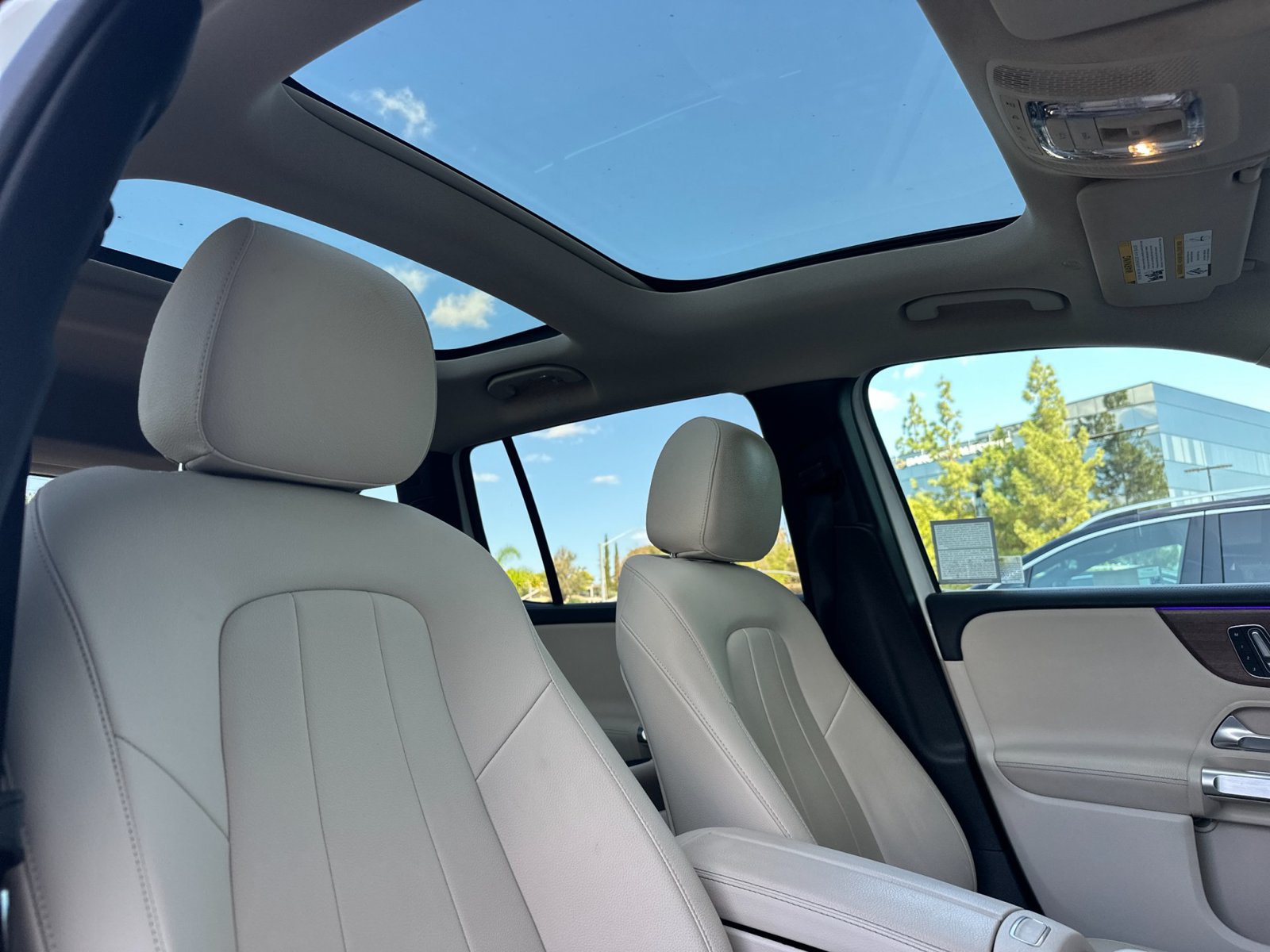 Used 2023 Mercedes-Benz GLB 250 image 18