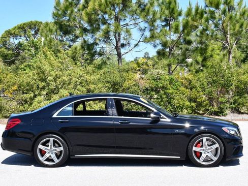 Used 2015 Mercedes-Benz S 63 AMG 4MATIC Sedan image 30