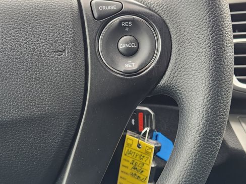 Used 2013 Honda Accord LX image 29