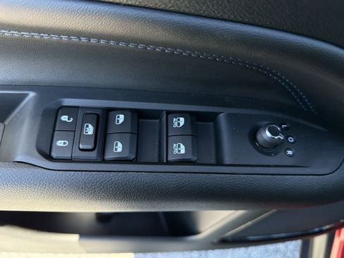 Used 2026 Jeep Compass Latitude AWD/4WD image 15