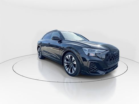 Certified 2025 Audi Q8 Prestige w/ Prestige Package image 2