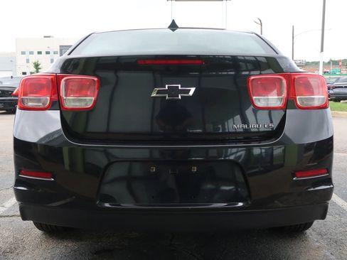 Used 2014 Chevrolet Malibu LS FWD image 4