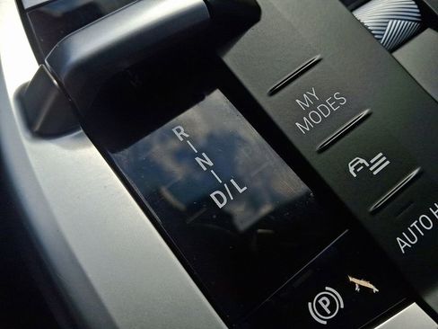 Used 2025 BMW X2 xDrive28i image 16