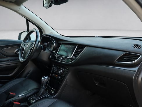 Used 2017 Buick Encore Essence FWD image 22