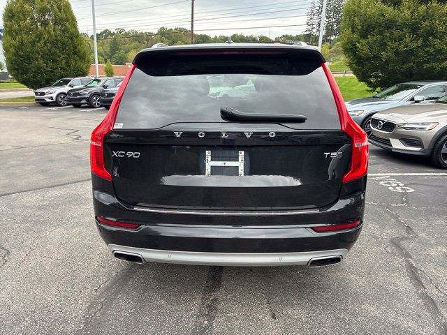 Used 2020 Volvo XC90 T5 Momentum w/ Protection Package AWD/4WD image 4