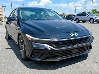 Used 2024 Hyundai Elantra Limited FWD video 1