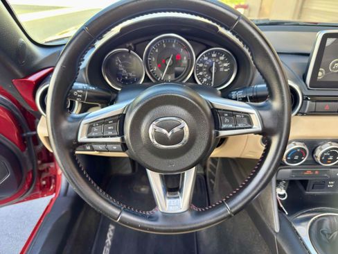 Used 2016 MAZDA MX-5 Miata Grand Touring RWD image 44