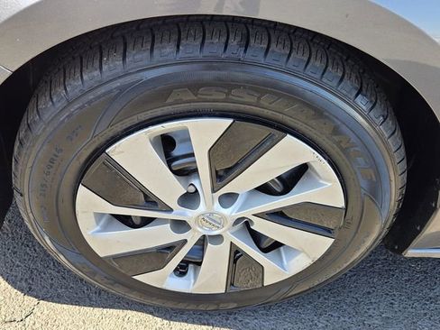 Certified 2022 Nissan Altima 2.5 S image 14