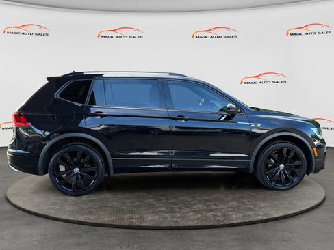 Used 2021 Volkswagen Tiguan SE R-Line AWD/4WD image 6